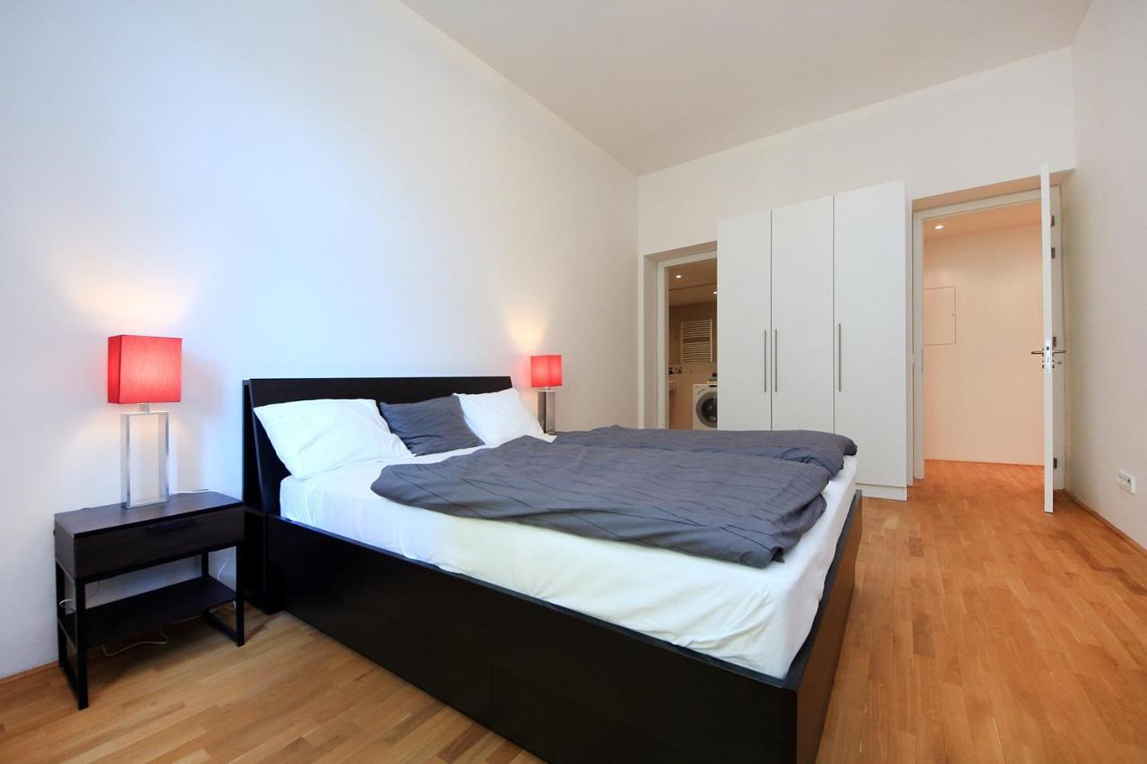 Kolonada Luxury 2 Bedroom Apartment Snezka Mariánské Lázně Kültér fotó